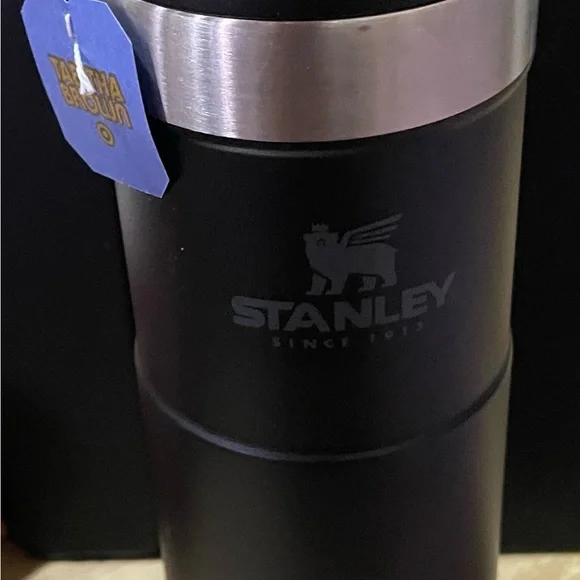 Two Stanley Vacuum Flask Insulated Stainless Steel Drink Through Lid 1New/1 Used - Picture 5 of 5